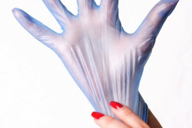 Latex, Vinyl und Nitril - Verschiedene Arten von Einmalhandschuhen im Vergleich