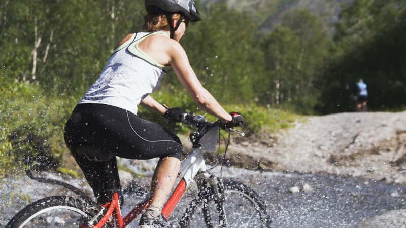 Besonderheiten des Downhills: Vermeidung von Gefahren durch Erfüllen bestimmter Anforderungen