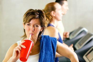 Fitnessdrinks - Welche Getränke zählen dazu und was bewirken sie?