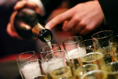 Wissenswertes zum Schaumwein - Geschichte, Herstellung, Sorten und Verwendungsmöglichkeiten