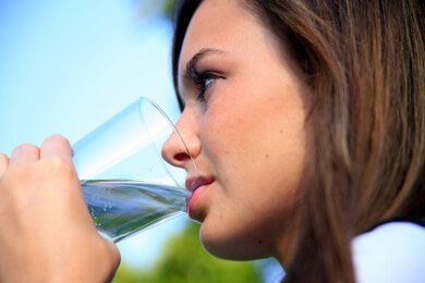 Wissenswertes zum Wasser - Geschichte, Herstellung, Sorten und Gesundheitswert