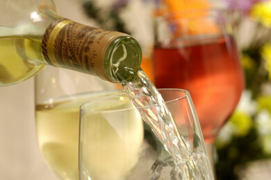 Kriterien für einen guten Weißwein - Neulinge sollten auf eine fachliche Beratung setzen