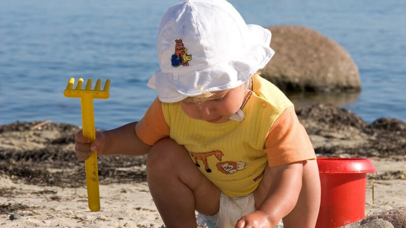 Ob Kinder auf Beidekleidung verzichten können hängt in erster Linie vom Alter und dem Setting ab