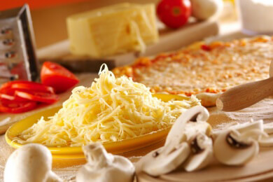Die beliebtesten Pizza-Beläge und was die Pizza-Bezeichnungen bedeuten