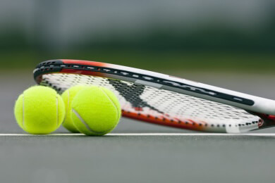 Die Beläge beim Tennis - Sand, Rasen und Kunstbelag