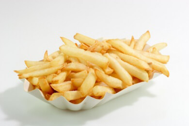 Zubereitung von Pommes frites in der Friteuse sowie als fettreduzierte Variante im Backofen