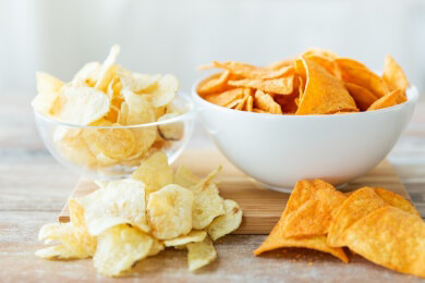 Nachos, der scharfe Snack aus der Tex-Mex-Küche: Serviermöglichkeiten und weitere Rezeptideen