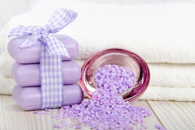 Seife, das wohl älteste Reinigungsmittel der Welt, eignet sich in individualisierter Form besonders gut als persönliches Geschenk