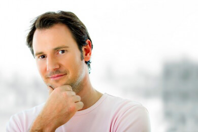 Sexy oder ungepflegt? Wie Frauen über den Dreitagebart denken, wem er gut steht und wem nicht