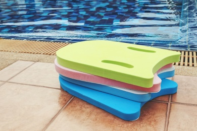 Schwimmbretter - Merkmale, Unterschiede und Einsatzgebiete