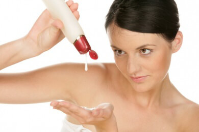 Wie sich Gesichtslotion von Gesichtscreme und Bodylotion unterscheidet und wie sie angewendet wird
