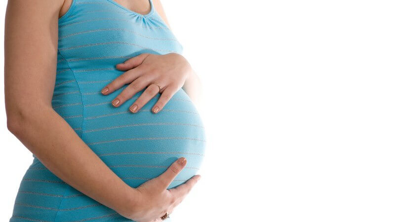 Modelle für die Schwangerschaft gibt es beinahe in ebenso vielen Varianten und Formen wie in den klassischen Damengrößen