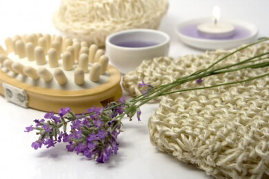 Mit dem Massagehandschuh zur Streichelhaut