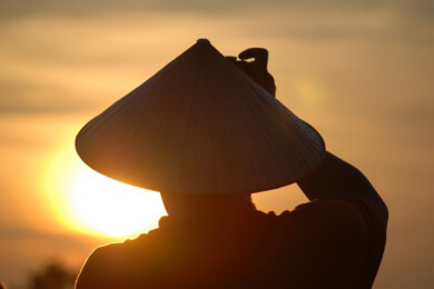 Vietnam - Lage, Sehenswürdigkeiten und Spezialitäten