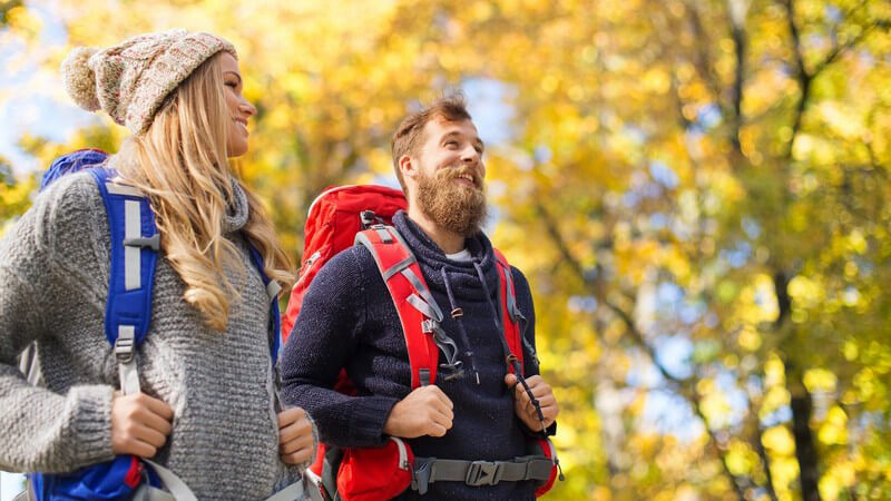 Ob Anfänger oder Profi - wer seine Gesundheit beim Wandern nicht gefährden will, muss auf die richtige Ausrüstung und Vorbereitung achten