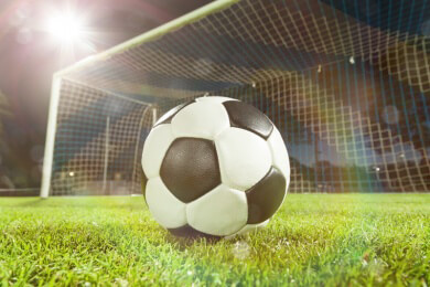 Polen und Ukraine werden Gastgeber der Fußball-EM 2012 und wir versorgen Sie mit allen relevanten Informationen dazu