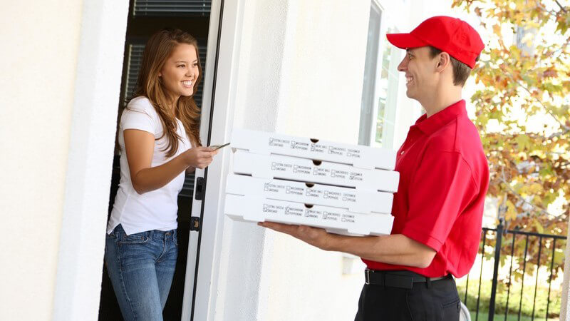 Pizza oder Pasta bei einem Lieferservice bestellen