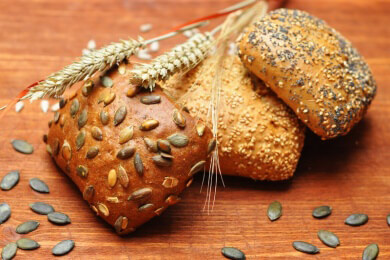 Komplexe Kohlenhydrate werden nur langsam abgebaut und belasten den Blutzuckerspiegel somit nicht so sehr wie die 