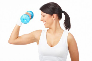 Fit unterm eigenen Dach - So trainieren Sie zuhause mit Hanteln, Crunches und Co