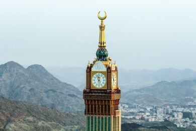 Saudi-Arabien - Lage, Sehenswürdigkeiten und Spezialitäten