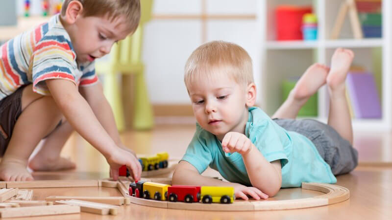 Abgetrennte Bereiche im Kinderzimmer ermöglichen Ordnung und Struktur