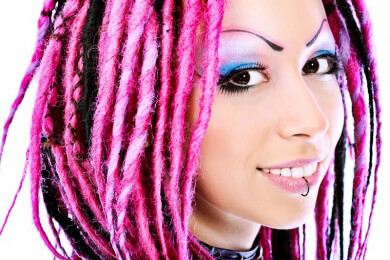 Wo man sich Dreads am besten machen lässt und wie man sie sich selbst machen kann