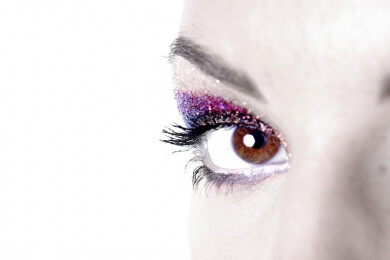 Wir verraten Ihnen, womit und wie sie die beliebtesten Augen-Make-up-Looks auch zuhause entstehen lassen können