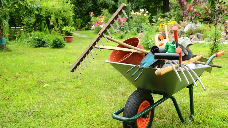 Den Garten nach dem Winter wieder frühlingsfit machen