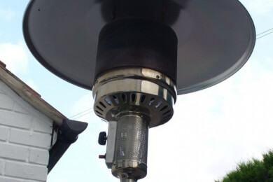 Heizstrahler im Garten - Nutzen und Arten