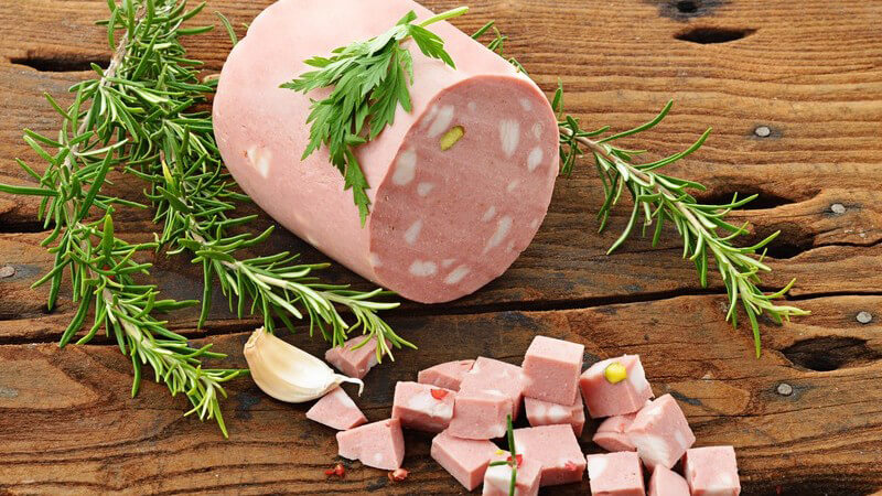 Eine mit "IGP" gekennzeichnete Mortadella kommt aus dem Ursprungsort Bologna