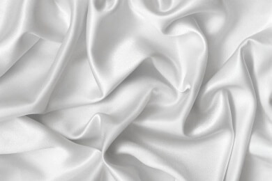 Wasch- und Pflegehinweise für Seide