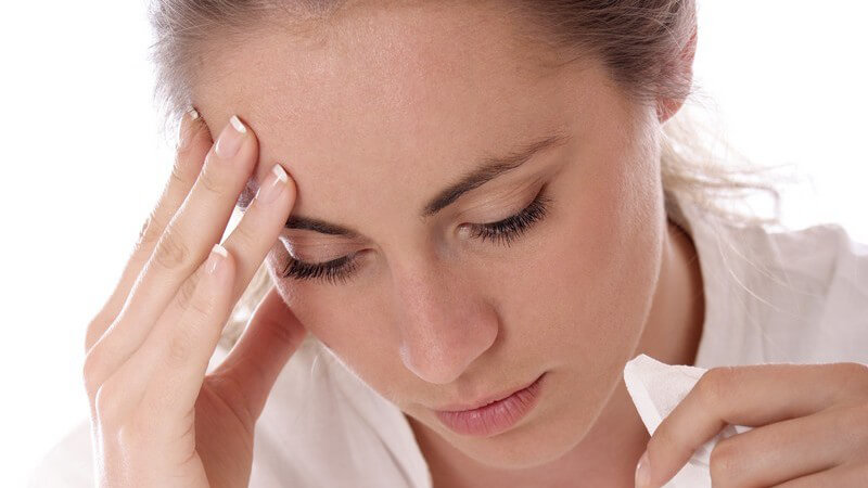 Die Entstehung einer Nasennebenhöhlenentzündung und wie man die Sinusitis erkennen und behandeln kann