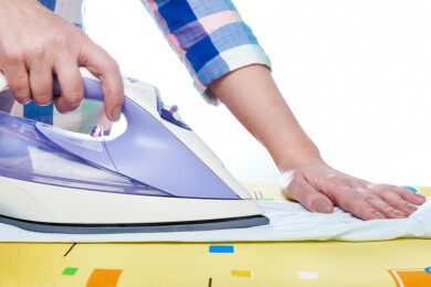 Bügeleisen - Arten, Funktion und Tipps zum Kauf