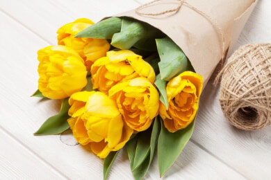 Blumenversand - Funktionsweise und (un)geeignete Anlässe für Blumengeschenke