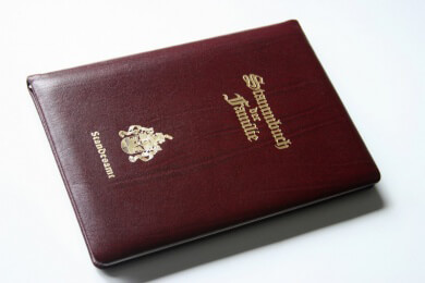 Die Gestaltung der Hochzeitszeitung - Tipps für Inhalte und Design