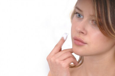 Eigenschaften, Inhaltsstoffe und Anwendung: Informationen zum Thema Reinigungscreme