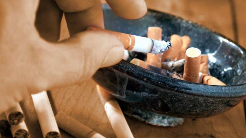 Die Durchführung der Raucherentwöhnung zur Therapie der Nikotinsucht und mögliche Nikotinersatzmittel