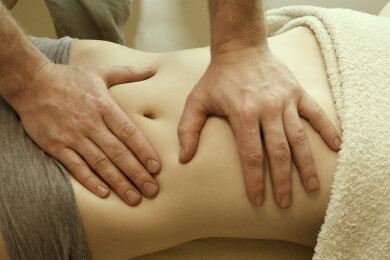 Kolonmassage: Ablauf, Anwendung und Wirkung