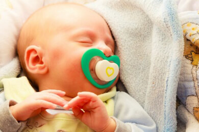 Sind Schnuller wirklich gut für's Baby? - Mögliche Nachteile und Tipps zur Entwöhnung