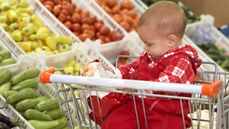 Wir informieren über unterschiedliche Varianten, Kombinationsmöglichkeiten und wichtigen Eigenschaften von Babypullovern