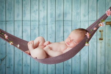 Wie eine Babyhängematte konstruiert sein sollte und welche Vorteile sie mitbringt