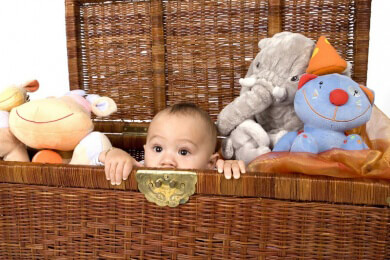 Formen, Farben und Materialien von Spielkisten