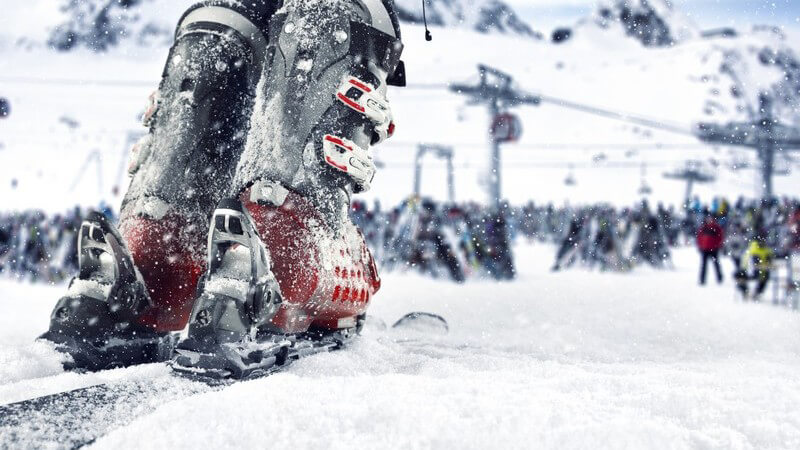 Es gibt einige Technikfehler, die es zu vermeiden gilt - des Weiteren ist das richtige Verhalten auf der Piste äußerst wichtig, um sich und andere Skifahrer nicht zu gefährden