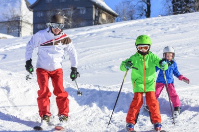 Unterricht beim Skilehrer - Bestandteile und Hinweise zur Gruppengröße und Co.