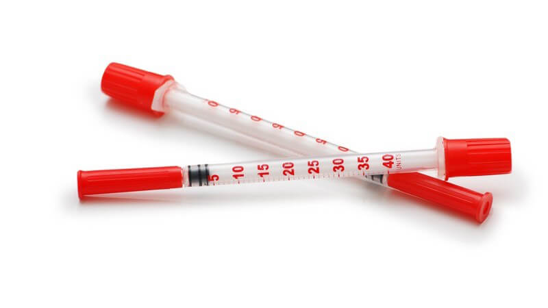 Am gängigsten sind Pens mit einer austauschbaren Insulin-Ampulle - die Handhabung eines Insulin-Pens ist einfach; es gilt dabei, Infektionen zu vermeiden