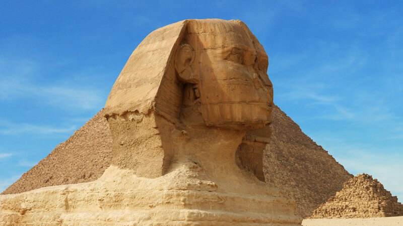 Kultstätten gelten als heilige Orte - zu den von Menschenhand errichteten Stätten zählen auch Tempel, von denen es weltweit einige besondere gibt