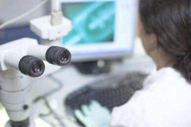 Aufgaben, Ausbildung und Weiterbildung eines Mikrobiologen