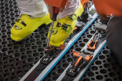 Skihallen - Vor- und Nachteile, Merkmale und Herstellung von Kunstschnee und empfehlenswerte Ziele