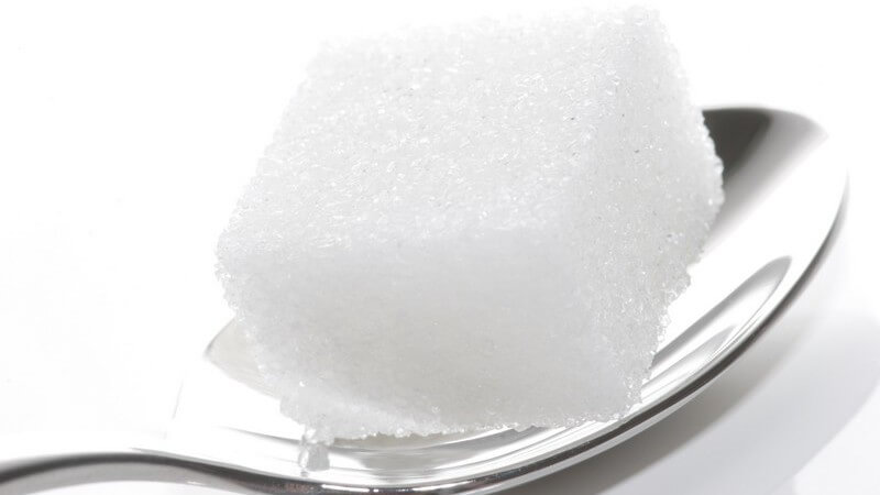 Zu viel Zucker ist ungesund - es gibt zahlreiche Zuckersorten, die man vielfältig verwenden kann; in vielen Fällen kann man auf natürliche Alternativen zurückgreifen
