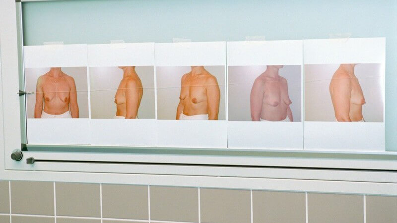 Fotos von Frauen mit kleinen Brüsten